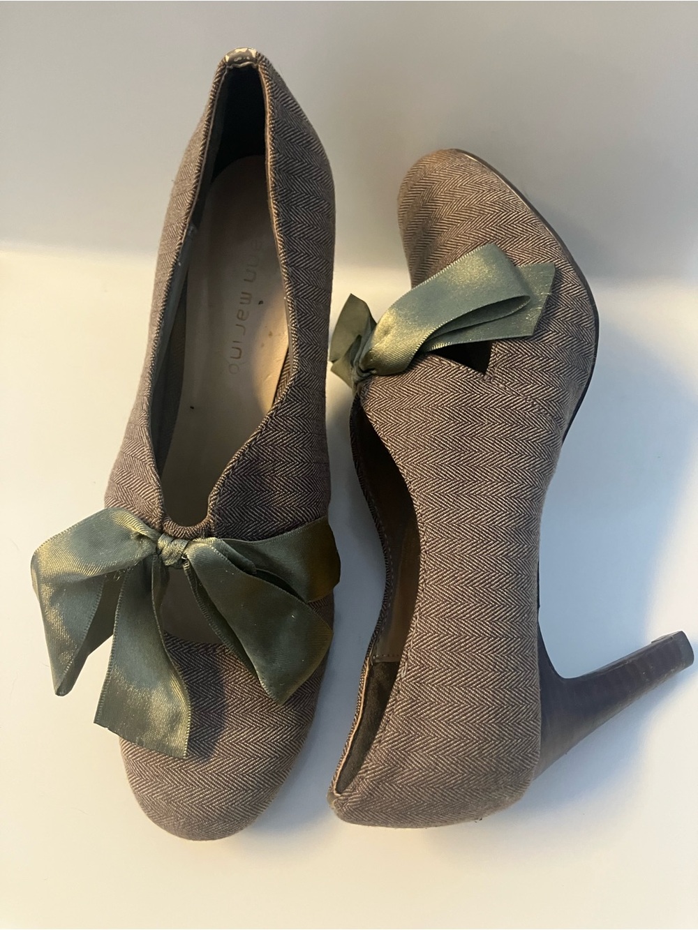 Ann Marino Taupe Herringbone Heels with Olive Satin Bow